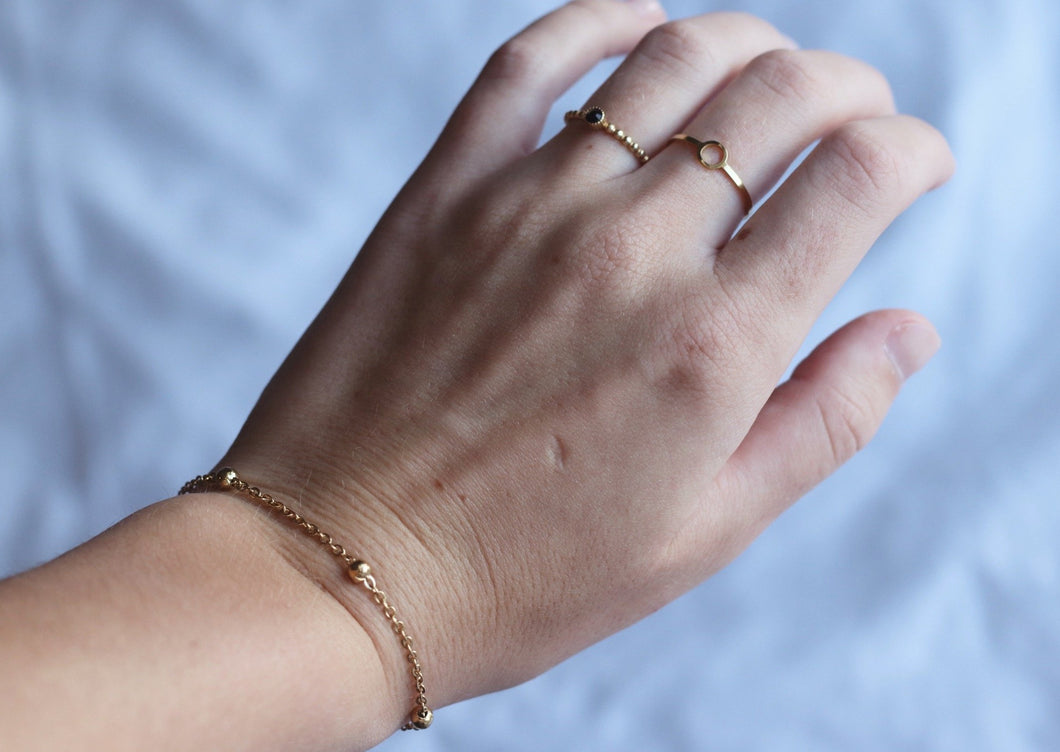 Armbandje simple golden